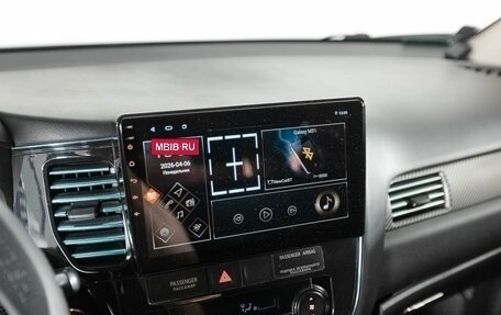 Mitsubishi Outlander III рестайлинг 3, 2012 год, 1 390 000 рублей, 11 фотография