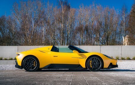 Maserati MC20, 2023 год, 35 700 000 рублей, 8 фотография