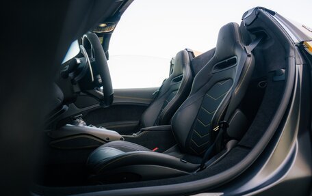 Maserati MC20, 2023 год, 35 700 000 рублей, 11 фотография