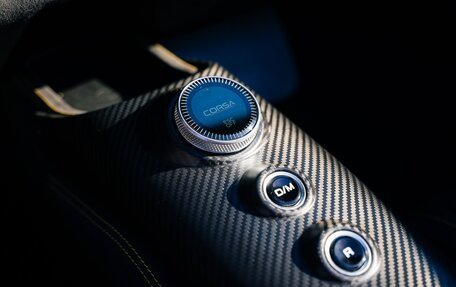 Maserati MC20, 2023 год, 35 700 000 рублей, 16 фотография