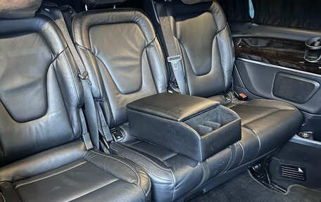 Mercedes-Benz V-Класс, 2017 год, 4 800 000 рублей, 8 фотография