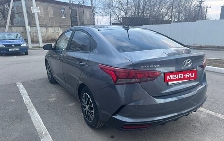 Hyundai Solaris II рестайлинг, 2021 год, 1 680 000 рублей, 4 фотография