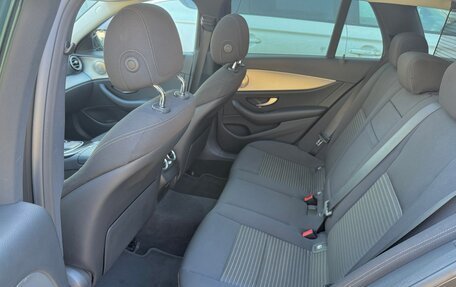 Mercedes-Benz E-Класс, 2021 год, 3 499 000 рублей, 12 фотография