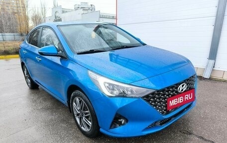 Hyundai Solaris II рестайлинг, 2020 год, 1 699 000 рублей, 3 фотография