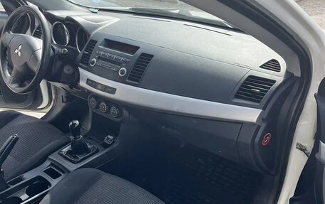 Mitsubishi Lancer IX, 2008 год, 800 000 рублей, 10 фотография