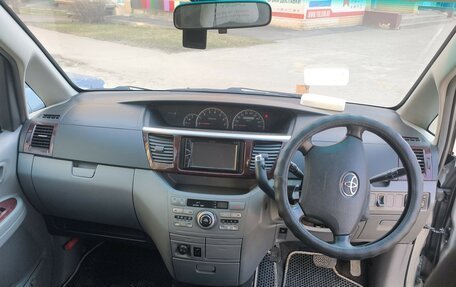 Toyota Noah III, 2005 год, 850 000 рублей, 4 фотография
