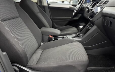 Volkswagen Tiguan II, 2020 год, 2 350 000 рублей, 17 фотография