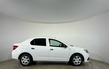 Renault Logan II, 2017 год, 800 000 рублей, 5 фотография
