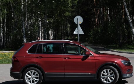 Volkswagen Tiguan II, 2018 год, 1 900 000 рублей, 3 фотография