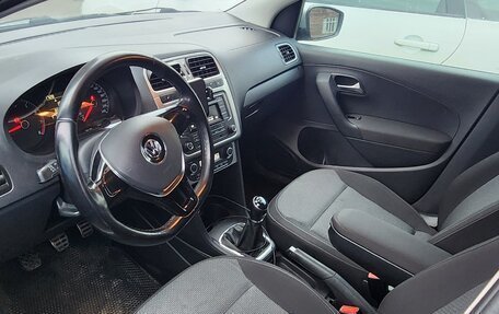 Volkswagen Polo VI (EU Market), 2015 год, 1 150 000 рублей, 11 фотография