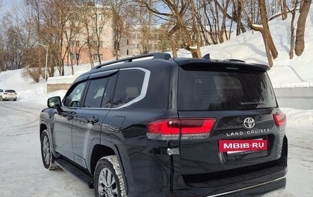 Toyota Land Cruiser, 2024 год, 10 900 000 рублей, 3 фотография