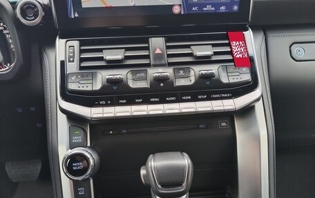 Toyota Land Cruiser, 2024 год, 10 900 000 рублей, 11 фотография