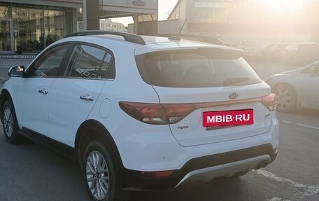 KIA Rio IV, 2020 год, 1 590 000 рублей, 4 фотография