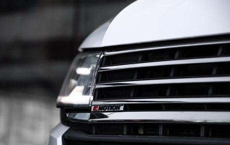 Volkswagen Multivan T6 рестайлинг, 2020 год, 5 499 000 рублей, 4 фотография