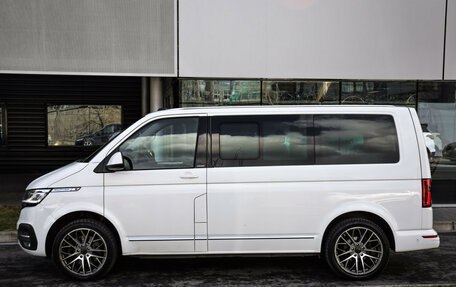 Volkswagen Multivan T6 рестайлинг, 2020 год, 5 499 000 рублей, 9 фотография