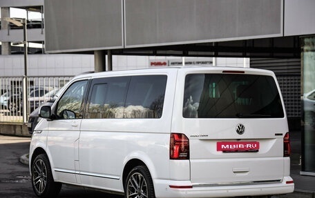 Volkswagen Multivan T6 рестайлинг, 2020 год, 5 499 000 рублей, 8 фотография