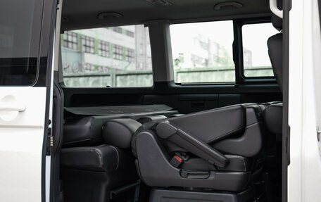 Volkswagen Multivan T6 рестайлинг, 2020 год, 5 499 000 рублей, 29 фотография