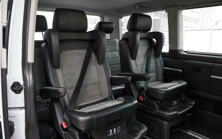 Volkswagen Multivan T6 рестайлинг, 2020 год, 5 499 000 рублей, 35 фотография