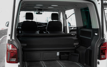 Volkswagen Multivan T6 рестайлинг, 2020 год, 5 499 000 рублей, 40 фотография