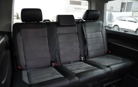 Volkswagen Multivan T6 рестайлинг, 2020 год, 5 499 000 рублей, 38 фотография