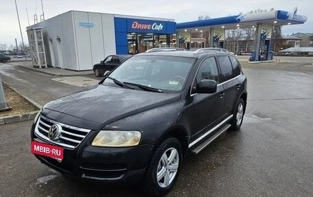 Volkswagen Touareg III, 2005 год, 695 000 рублей, 1 фотография