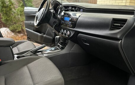 Toyota Corolla, 2014 год, 1 350 000 рублей, 20 фотография