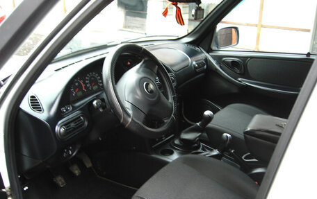 Chevrolet Niva I рестайлинг, 2017 год, 870 000 рублей, 5 фотография