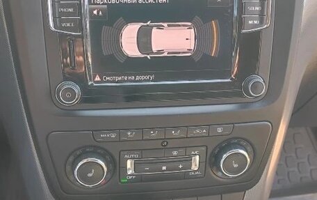 Skoda Yeti I рестайлинг, 2015 год, 1 500 000 рублей, 8 фотография