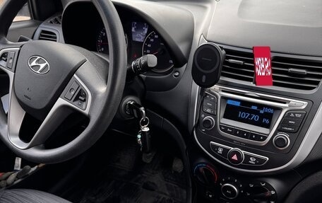 Hyundai Solaris II рестайлинг, 2016 год, 1 120 000 рублей, 7 фотография