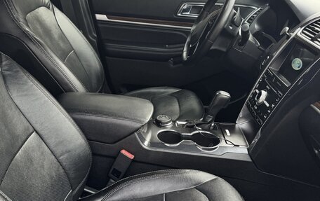 Ford Explorer VI, 2017 год, 2 749 000 рублей, 5 фотография