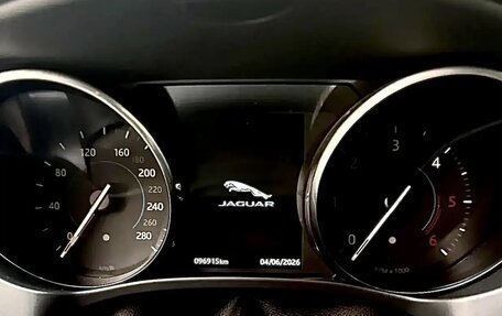 Jaguar F-Pace, 2017 год, 2 584 000 рублей, 10 фотография