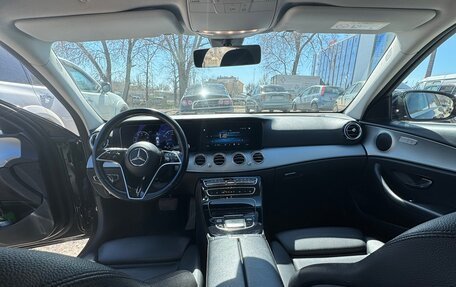 Mercedes-Benz E-Класс, 2021 год, 4 000 000 рублей, 6 фотография