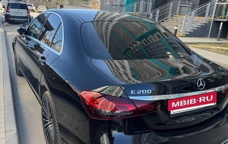 Mercedes-Benz E-Класс, 2021 год, 4 000 000 рублей, 4 фотография