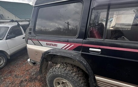 Nissan Safari IV, 1993 год, 750 000 рублей, 5 фотография