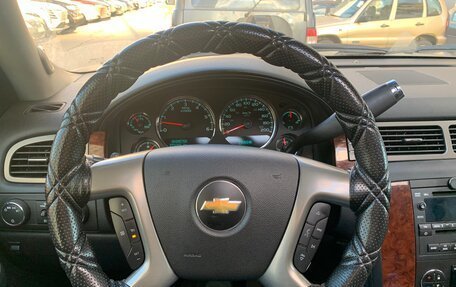 Chevrolet Tahoe III, 2013 год, 2 349 000 рублей, 4 фотография