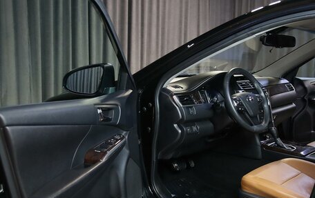 Toyota Camry, 2016 год, 1 599 000 рублей, 7 фотография