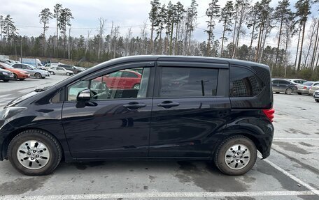 Honda Freed I, 2011 год, 1 200 000 рублей, 3 фотография