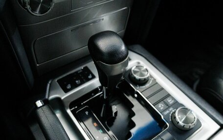 Toyota Land Cruiser 200, 2016 год, 6 200 000 рублей, 10 фотография