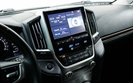 Toyota Land Cruiser 200, 2016 год, 6 200 000 рублей, 9 фотография