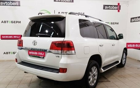 Toyota Land Cruiser 200, 2016 год, 6 200 000 рублей, 5 фотография