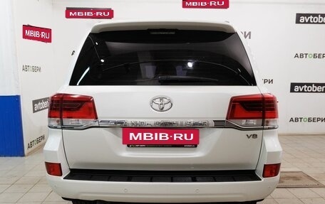 Toyota Land Cruiser 200, 2016 год, 6 200 000 рублей, 6 фотография