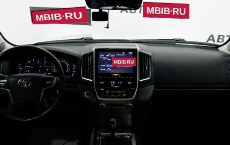 Toyota Land Cruiser 200, 2016 год, 6 200 000 рублей, 19 фотография