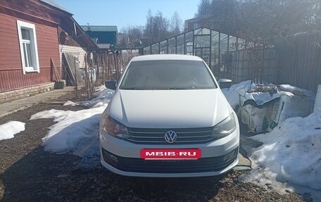 Volkswagen Polo VI (EU Market), 2018 год, 810 000 рублей, 2 фотография