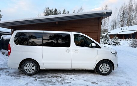 Hyundai H-1 II рестайлинг, 2019 год, 2 550 000 рублей, 6 фотография