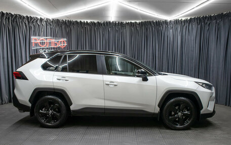 Toyota RAV4, 2020 год, 3 398 000 рублей, 4 фотография
