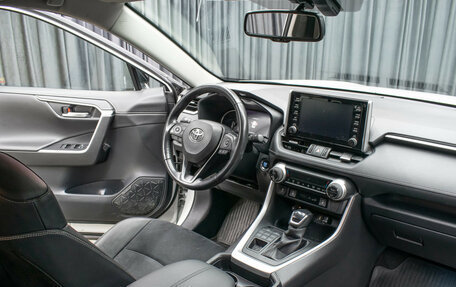 Toyota RAV4, 2020 год, 3 398 000 рублей, 11 фотография