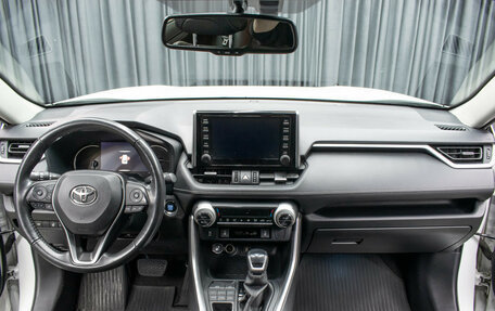 Toyota RAV4, 2020 год, 3 398 000 рублей, 13 фотография