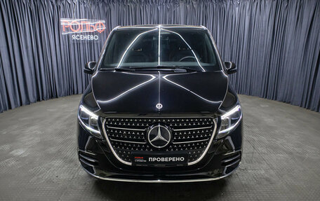 Mercedes-Benz V-Класс, 2024 год, 15 998 000 рублей, 2 фотография