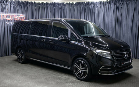 Mercedes-Benz V-Класс, 2024 год, 15 998 000 рублей, 3 фотография