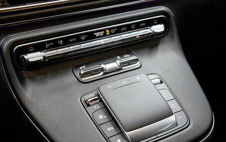 Mercedes-Benz V-Класс, 2024 год, 15 998 000 рублей, 19 фотография